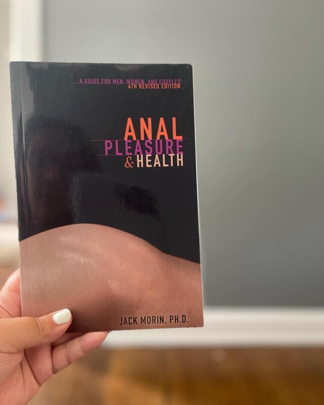 Just some lite Sunday reading. 

Drop your favorite sexual health book in the comments below!

#sexualhealth #sextherapy #sexeducation #sexualhealthmatters